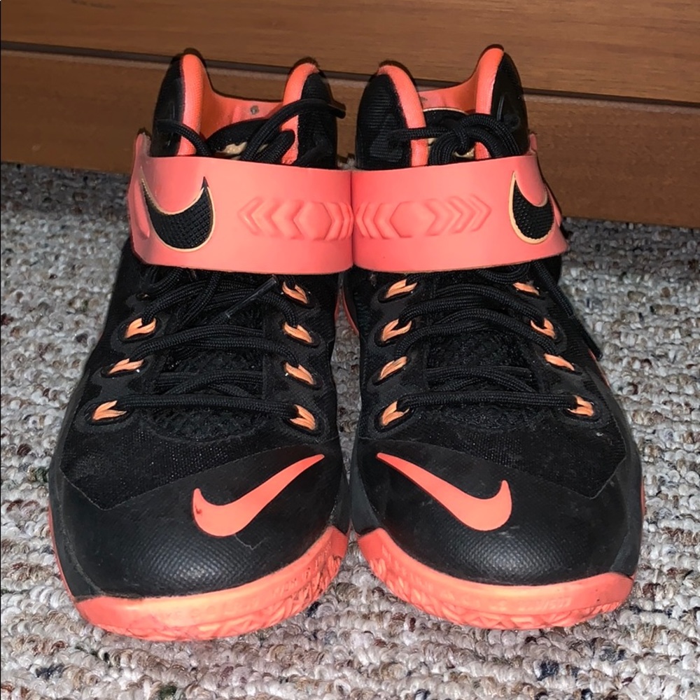 Lebron solder 7s